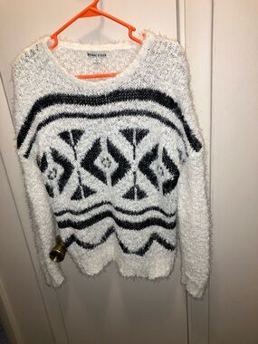 Moral Fiber Fuzzy Geometric Crewneck - White & Black Large
